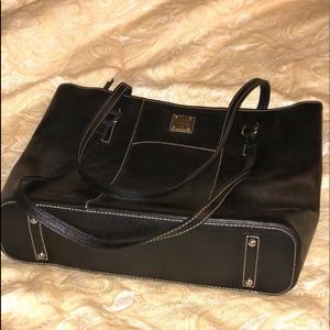 Dooney and Bourke Large Lexington pebble grain